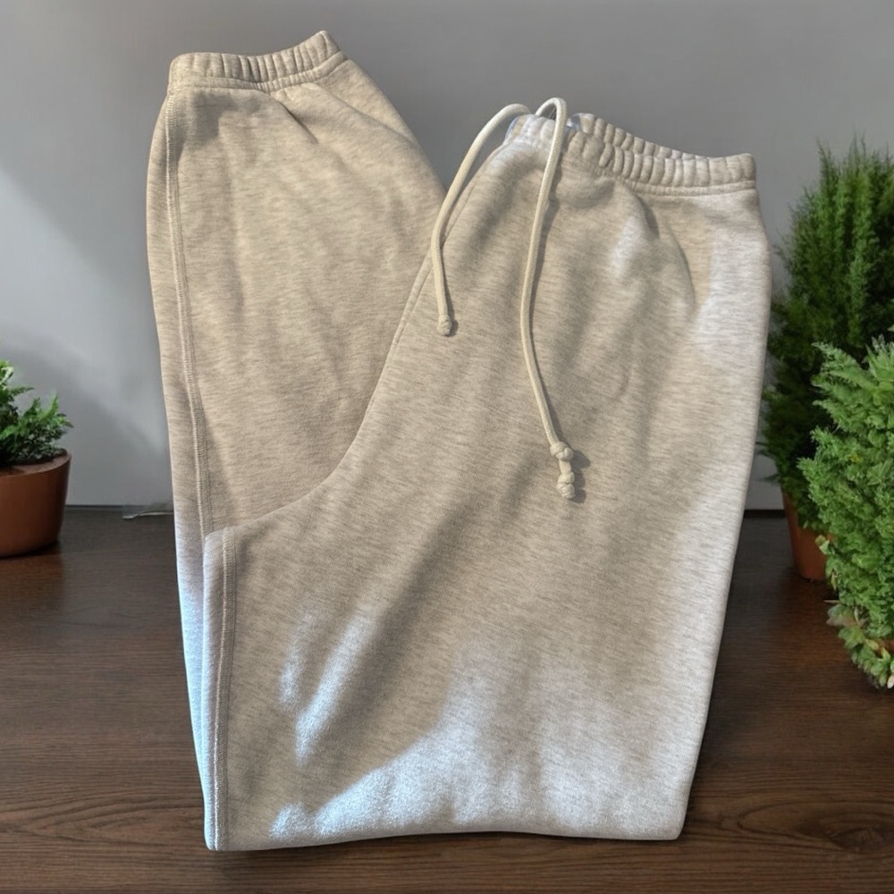 Men's Neutral Light Gray Drawstring Sweatpants